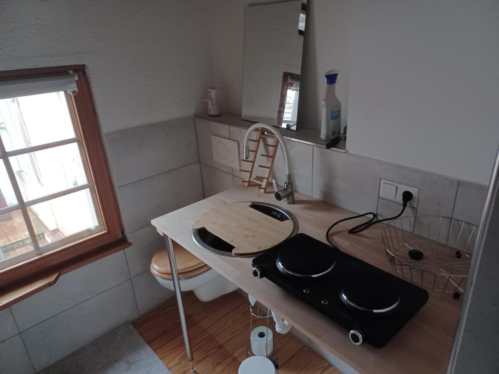 See- Und Altstadthaeusle - Alles Direkt Vor Der Haustuer - Bodenseeufer Natur Altstadt Bahnhof Bora-Sauna - Klein Und Super Zentral Zum See Oepnv Stadt Natur Etc - Appartement Historica Radolfzell am Bodensee Εξωτερικό φωτογραφία
